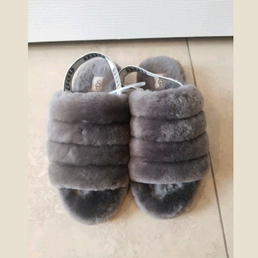 UGG Fluff Yeah Genuine Shearling Slide Slippers - Picture 2 of 8
